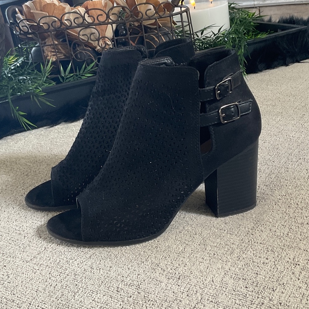 Coconuts by Matisse Black Peep-Toe Ankle Booties